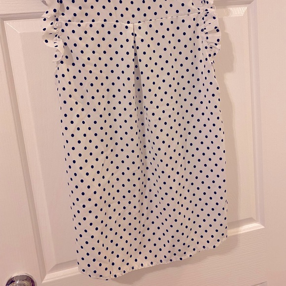 ✨Host Pick✨ Tie Neck Polka Dot Flounce Sleeve Chiffon Blouse - Picture 5 of 9